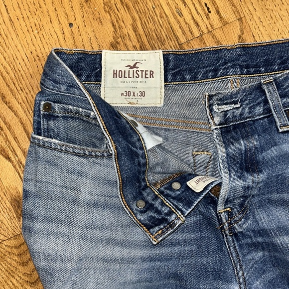 Hollister Jeans Size 30x30 in Slim Straight - Picture 4 of 5